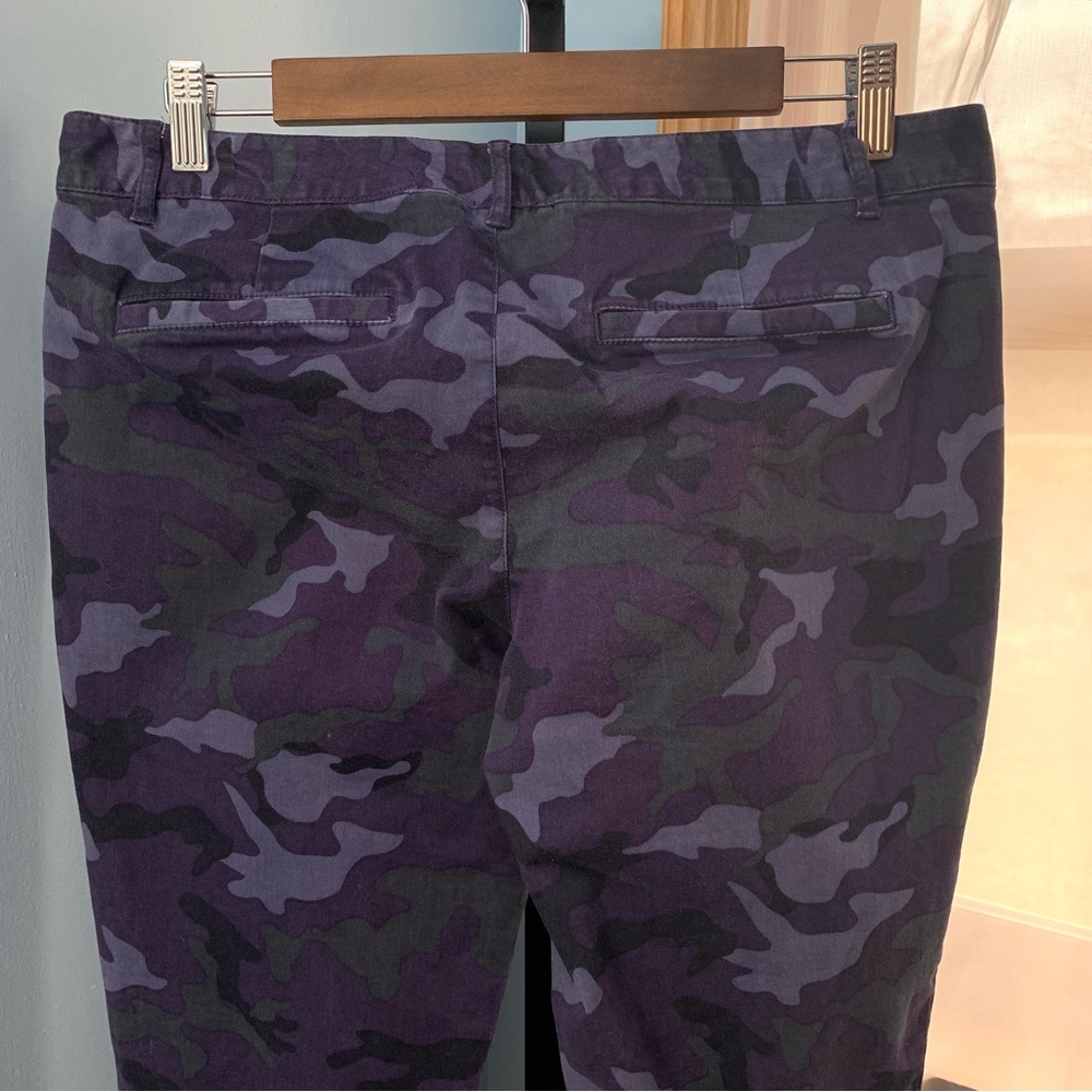 GAP Skinny Mini Navy Camo Khaki Pants - Picture 6 of 7